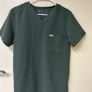 3 pocket Leon figs scrub top. XS